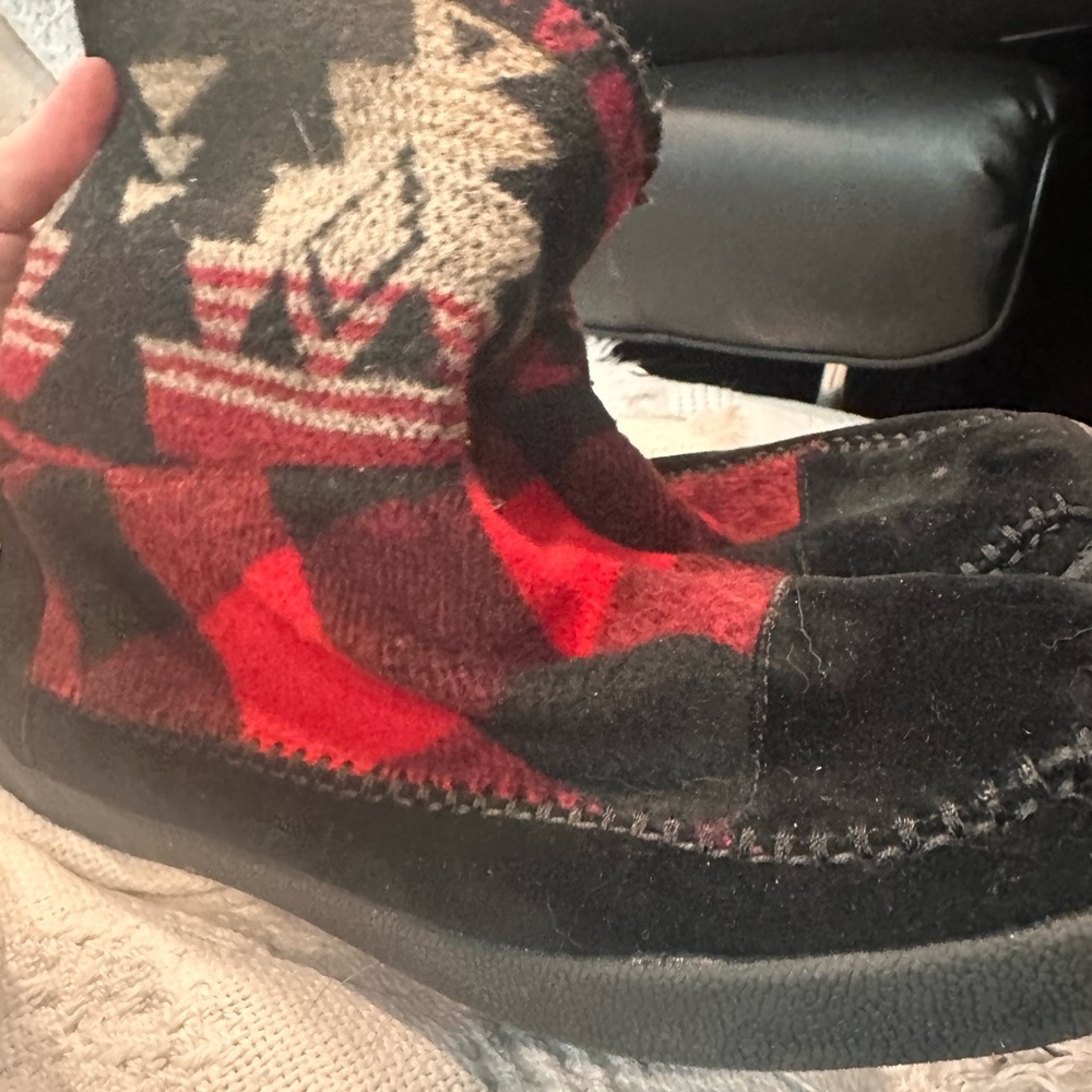 Madden Women’s Black and Red Patterned Slipper Boots